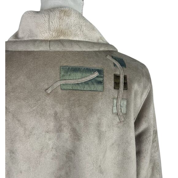 Icelandic Design Beige Suede Jacket Toggle Buttons Faux Fur Overcoat Size XL - Picture 5 of 9